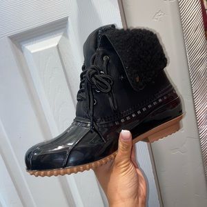Shoedazzle Black Snow Boots